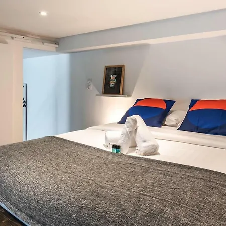 شقة Outstanding Artist Loft - Between Marais And Canal *